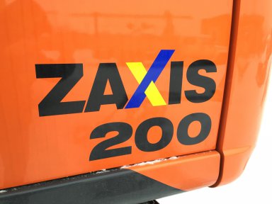     HITACHI ZAXIS 200